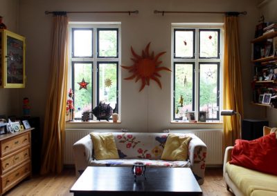 Innenansicht von Dänischen Fenstern von frovin mit besonderen Profilen und Beschlägen.